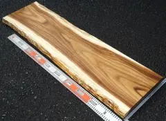 センダン、茶ピンク色、杢目が美しい！耳付加工板。長さ115cm幅37cm