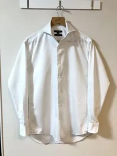【美品】ozie カッタウェイ ホワイト 長袖ドレスシャツ