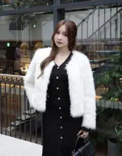 ホワイト フェイクファーショートコート
