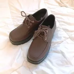 ブラウン パンプス