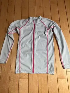 mont-bell モンベル ラッシュガード 130cm 水色 ピンク キッズ - メルカリ