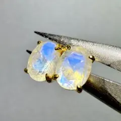 k18gp レインボームーンストーン　ファセットカット　スタッドピアス　8×6㎜