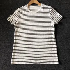 ユニクロ　ソフトリブボーダークルーT 即購入ありです。