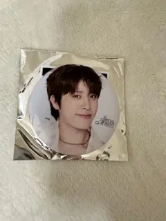 TREASURE缶バッジ　ジョンファン