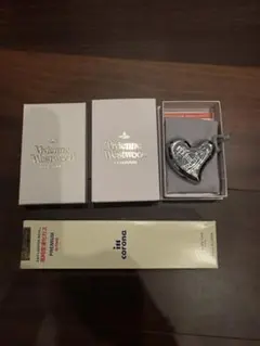 Vivienne Westwood ハート型ライターた&ライター用ガスボンベ