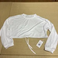 【新品未使用タグ付き】EPICKS長袖 クロップドTシャツ