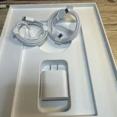 iPhoneやiPadの急速充電に対応しており、純正品をお探しの方におすすめ