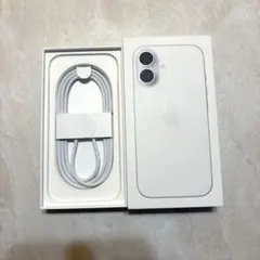 Apple iPhone 17 空箱　ケーブル付き