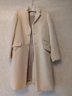 AMIW ウールアルパカ混合　暖かコート 薄クリーム色　膝下前後丈