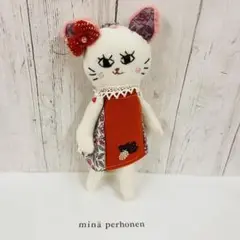 ミナペルホネン　猫ちゃんチャーム(1)