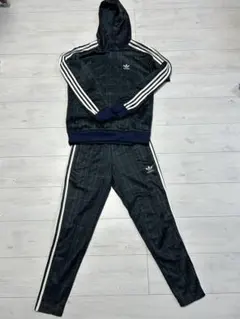 牧*野様 adidasオリジナル　レディースジャージセットアップ