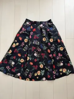 tocco closet フラワープリント フレアスカート