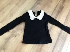 ブラック長袖カットソー 襟レース付き