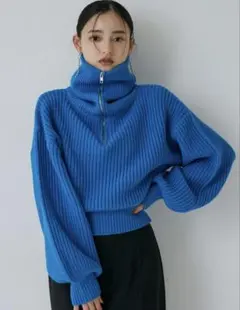 MURUA ZIPショートニット