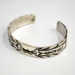 BIG HAND ビッグハンド シルバー スタンプワーク バングル ブレスレット BIG HAND シルバー ネイティブ オーバーレイ スタンプワーク