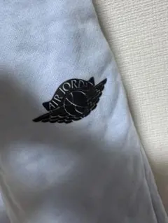 Item thumbnail for item 0442cd6d-3dcd-4f3b-a428-f9ddd0cda82f