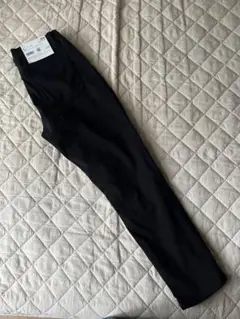 ユニクロ ストレッチパンツ