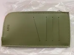 SHIPS マルチフラグメントケース カーキ