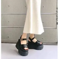 【25SS新作】【R&E】ステッチクロスアッパー厚底サンダル Mサイズ ブラック