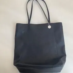 黒のトートバッグA4サイズ、ビジネスバッグ