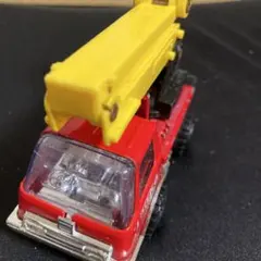 ミニカー　クレーン車 赤/黄のサムネイル