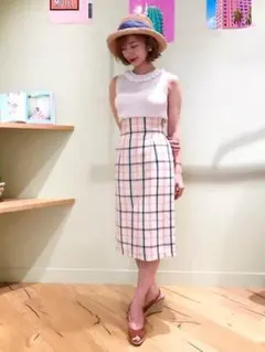 定価¥17,000タグ付き新品　チェックタイトスカート