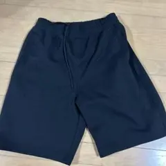 UNIQLO 黒 ショートパンツ Lサイズ