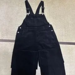 ブラックコーデュロイオーバーオール