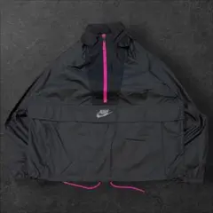 NIKE ナイロンジャケット ハーフジップ ブラック ワンポイントロゴMのサムネイル