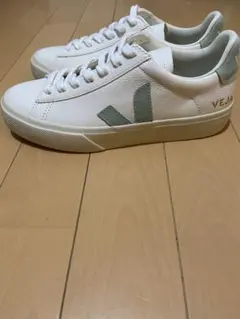 新品 未使用VEJA ヴェジャ V-12 LEATHER スニーカーEU36 緑 - メルカリ
