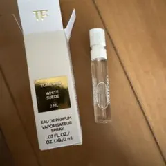 TOM FORD White Suede オードパルファム 2mlのサムネイル