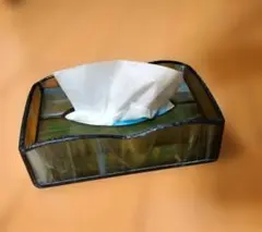 ステンドグラスティッシュボックス