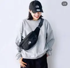 familiar NEW ERA コラボ　ボディバッグのサムネイル