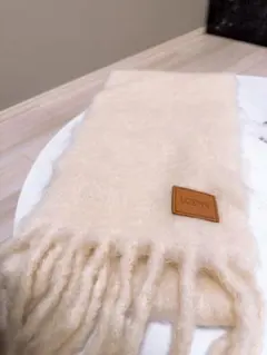 2025年最新】ロエベ マフラー モヘアの人気アイテム - メルカリ