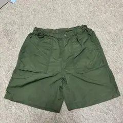 ユニクロ 130cm オリーブグリーン カーキ 半ズボン ハーフパンツ