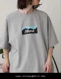 NANGA エコハイブリッド ボックスロゴ ルーズフィット Tシャツ　フリーのサムネイル