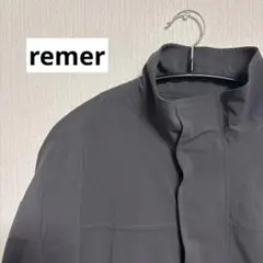 remer/loose UNITY slit over jacket