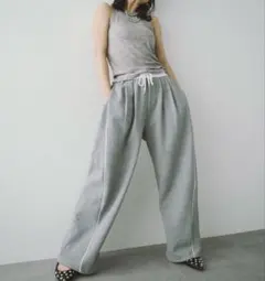 HANNE グレー スウェットパンツ