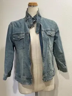 Item thumbnail for item be593ee9-be1e-4162-bce7-03e9062dc1d8