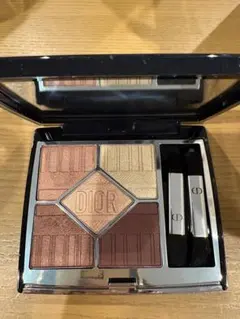 DIOR ディオールショウサンククルール 654 コーラルリビエラ アイ