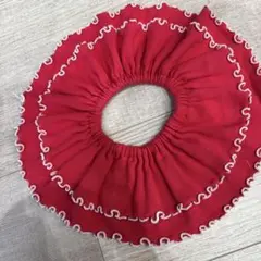 赤いフリルスタイ