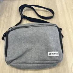 nano universe ナノユニバース　ショルダーバッグ　21cm×26cmのサムネイル