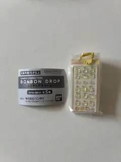 サンリオ　ポムポムプリン　ボンボンドロップミニチュアチャーム