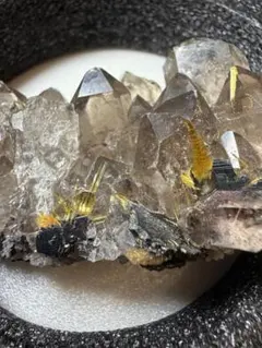 ✨スモーキークォーツ 金針水晶 ヘマタイト 原石 クラスター 616g 一点