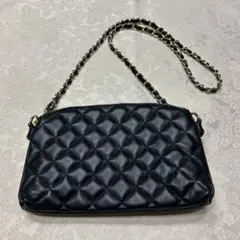 【美品】イタリア製　オウレンティ　ブラック キルティング ショルダーバッグ
