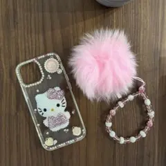 【セール中】ハローキティ⭐︎ストラップ付き3DデコレーションiPhone15ケース