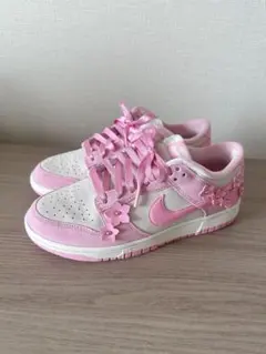 NIKE DUNK LOW ピンク フラワー スニーカー