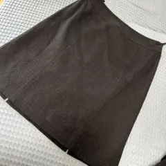 自由区　オンワード樫山　黒フレアスカート 大きい48のサムネイル