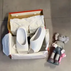 新品 ナイキ React X Rejuven 8 リジュビネイト 8 ホワイトのサムネイル