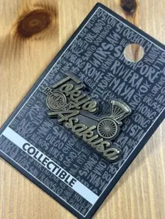 ハードロックカフェ ピンバッジ キャラクターグッズ